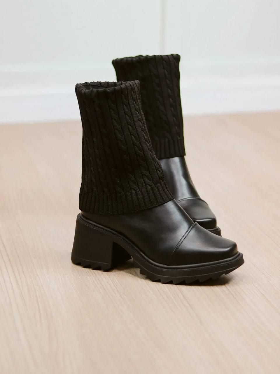 Bota Dualle - A Bota 2 em 1 Que Se Transforma Com Você